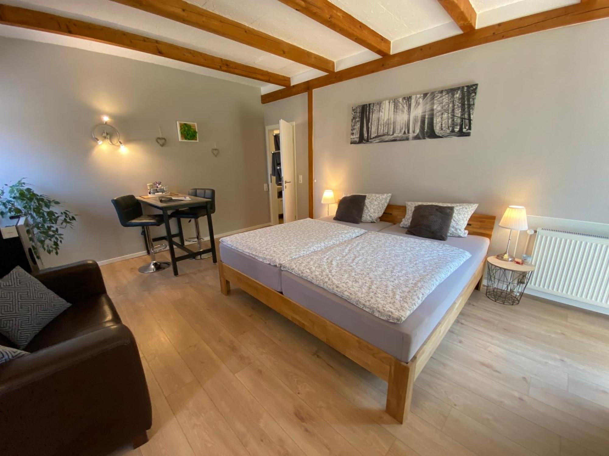 Grosses Doppelzimmer Mit Eigenem Bad Und Kuehlschrank, Frisch Saniert Friedrichskoog Zewnętrze zdjęcie