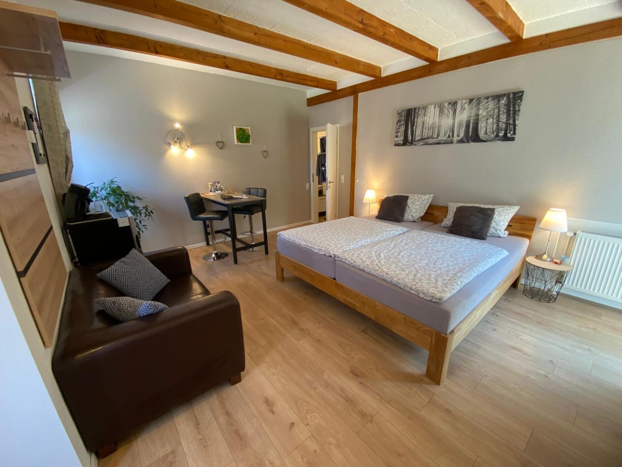 Grosses Doppelzimmer Mit Eigenem Bad Und Kuehlschrank, Frisch Saniert Friedrichskoog Zewnętrze zdjęcie