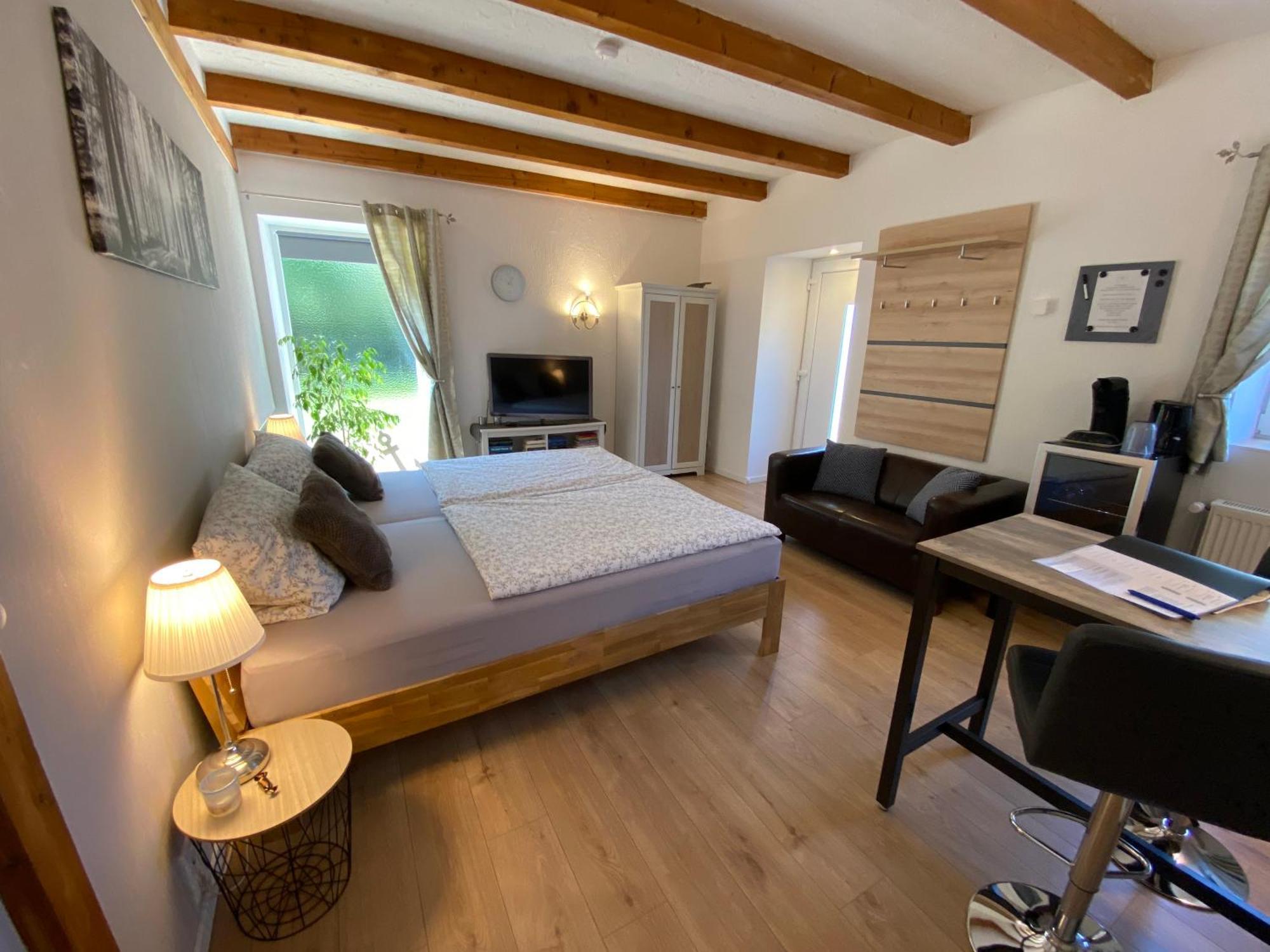 Grosses Doppelzimmer Mit Eigenem Bad Und Kuehlschrank, Frisch Saniert Friedrichskoog Zewnętrze zdjęcie